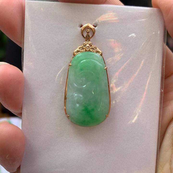 翡翠18K金镶嵌颈饰米****3翡翠翡翠吊坠