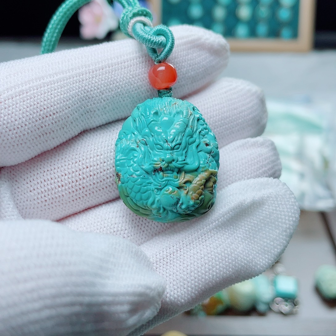 未镶嵌绿松石珠宝奇石