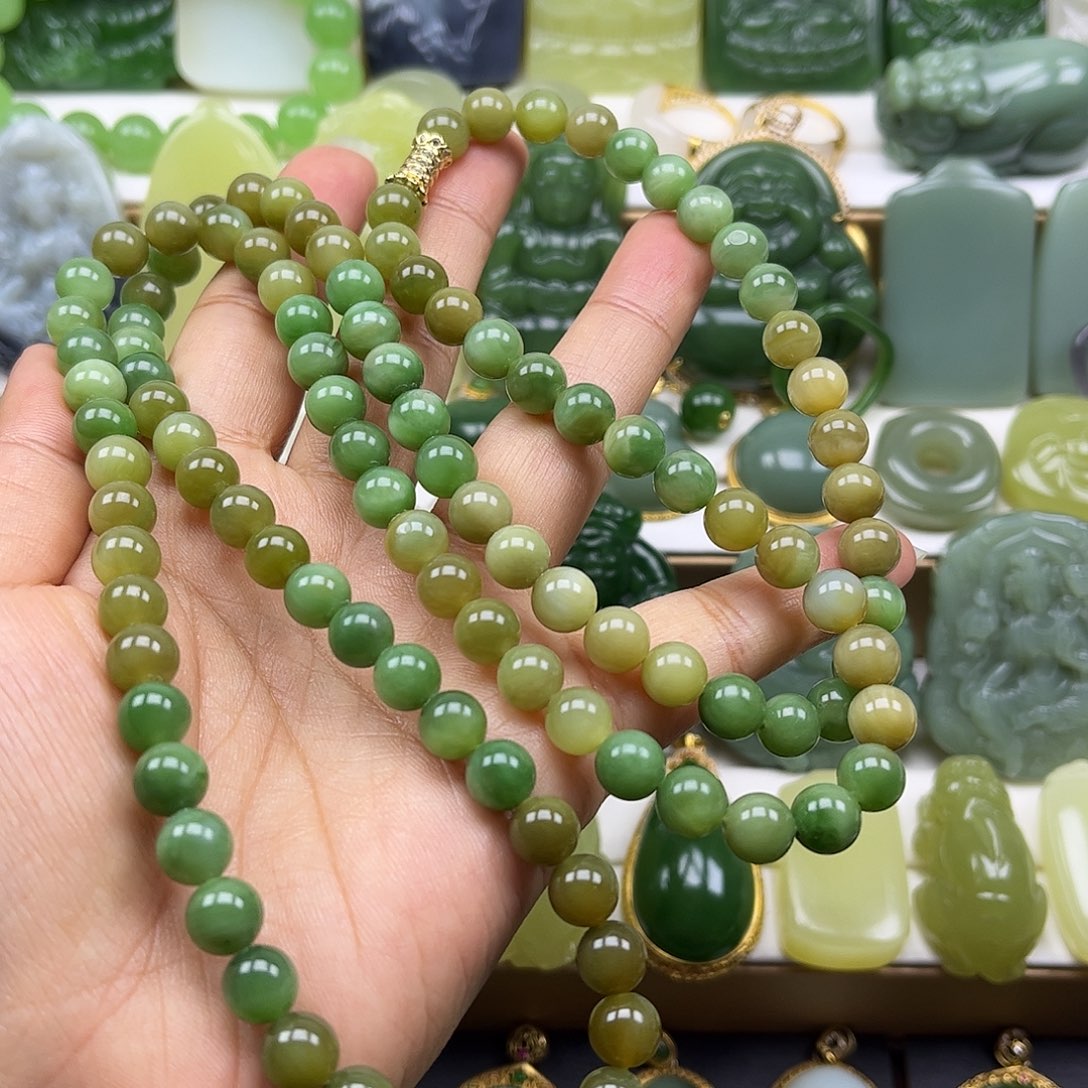 和田玉未镶嵌项链