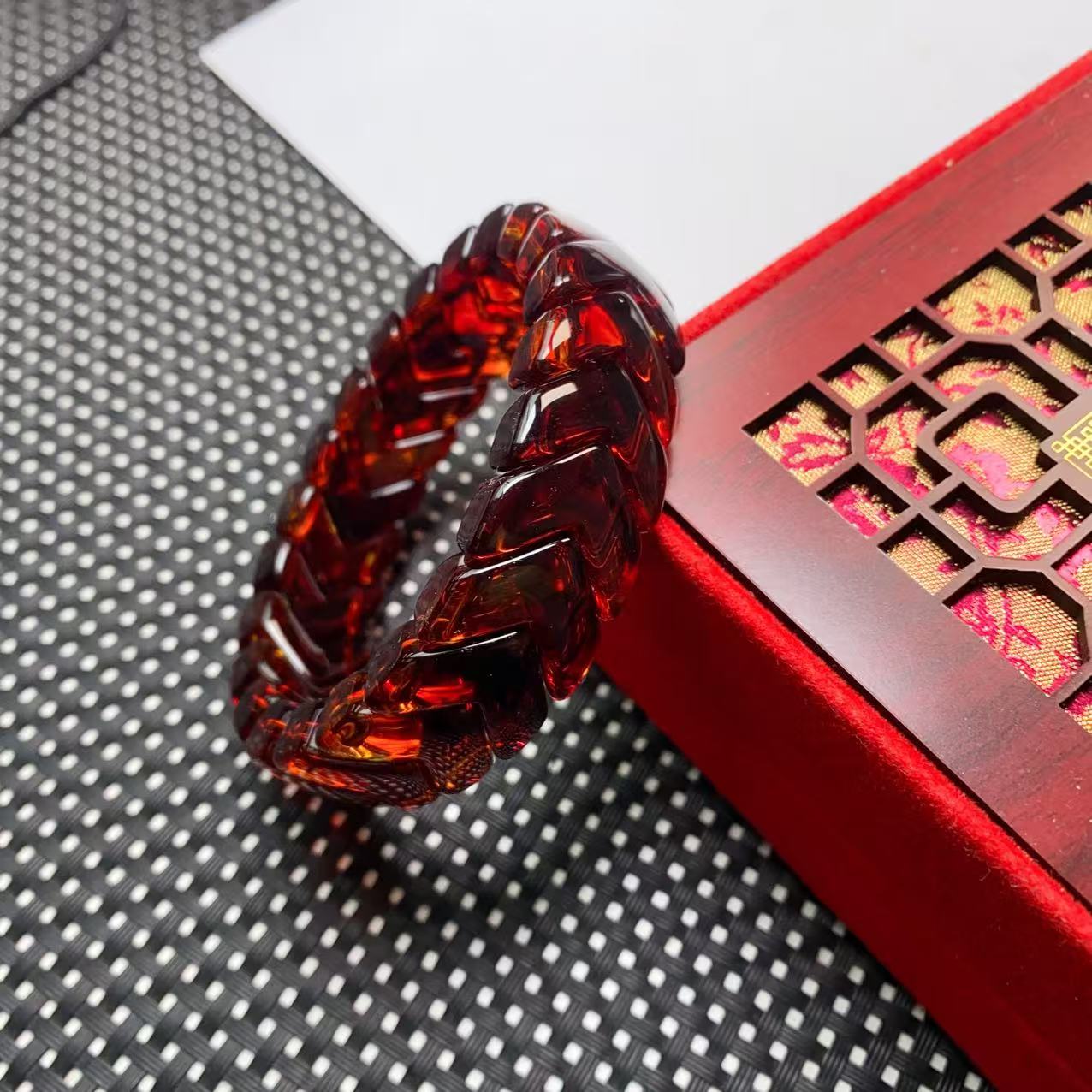 [石矿]A811血丝箭型手牌