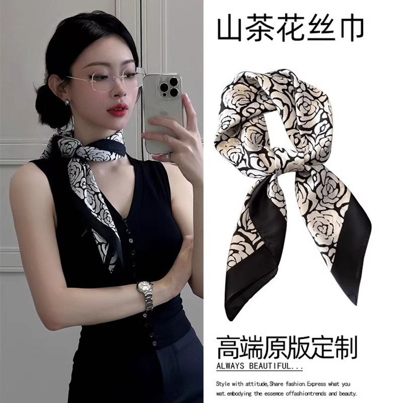 山茶花春秋丝巾女气质百搭薄款韩版轻奢时尚围巾高档设计感小方巾