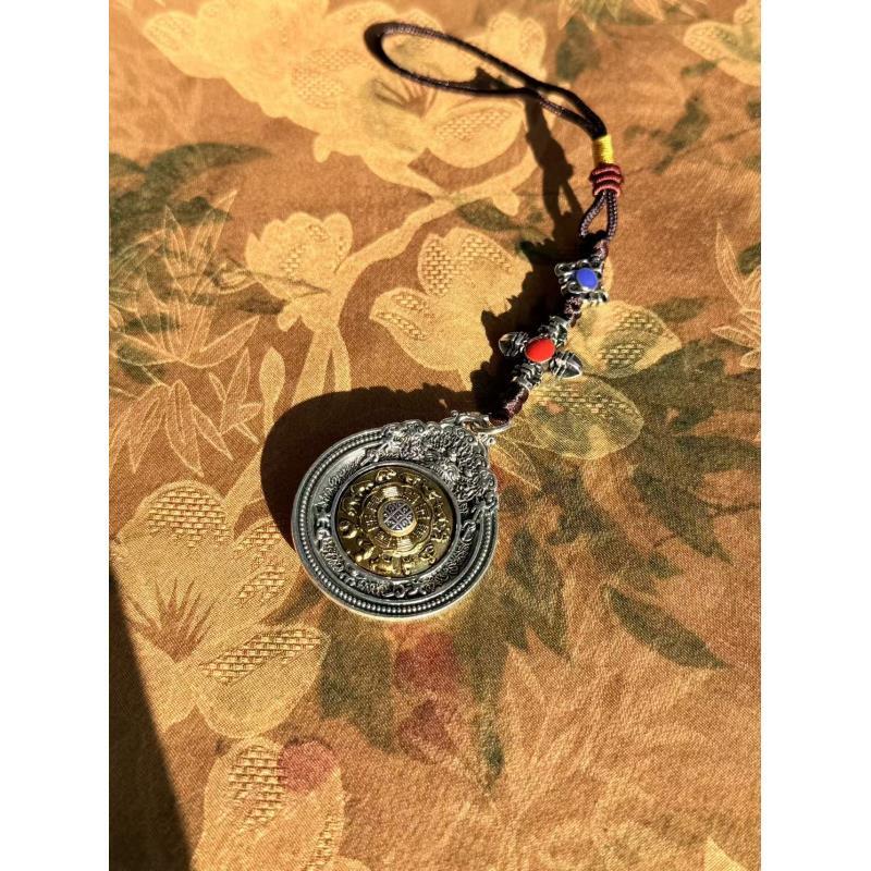 DG1257-圆八卦车挂件