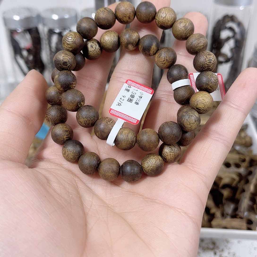 沉香木手串1.0圆珠单圈9克