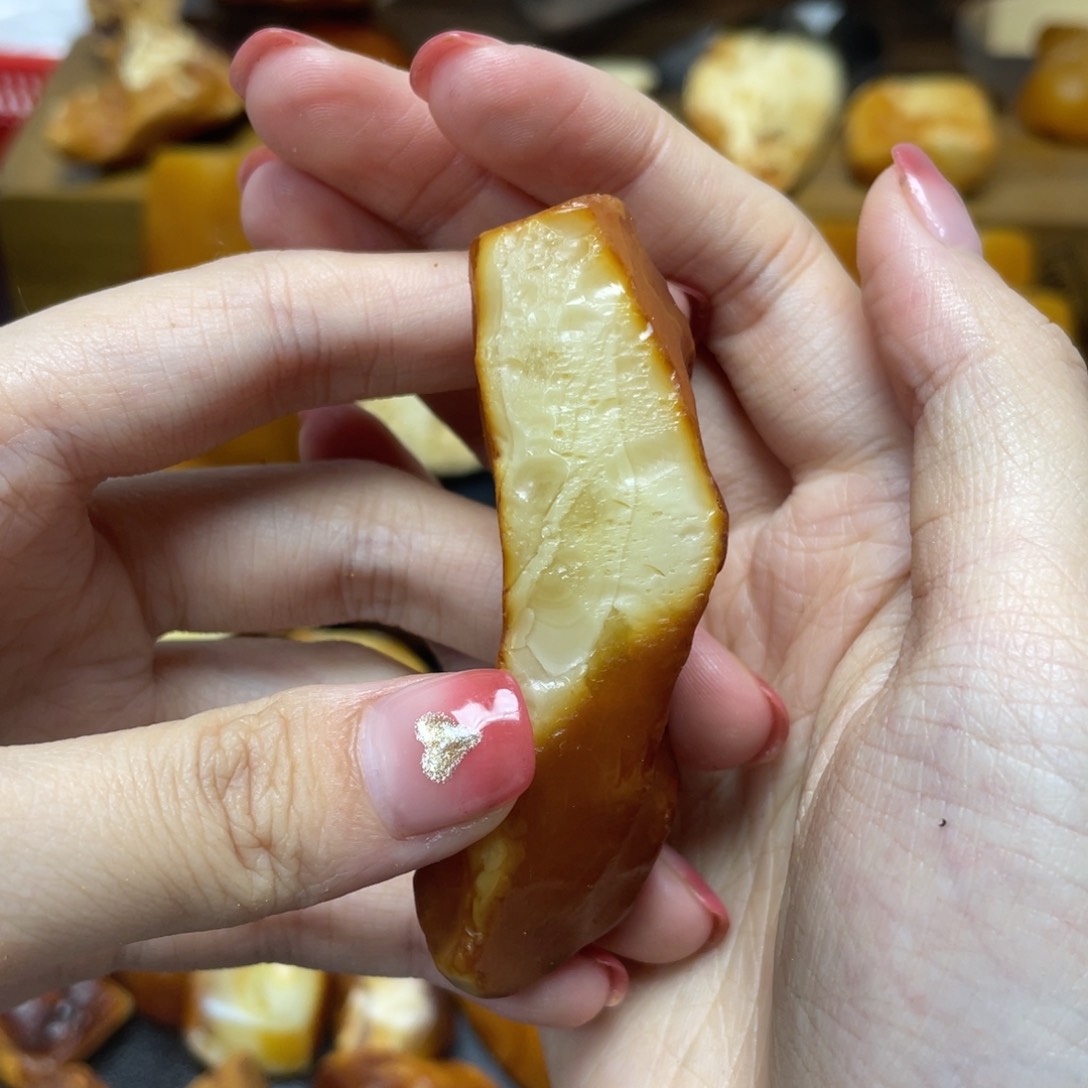 【闪购商品】定制琥珀未镶嵌定制