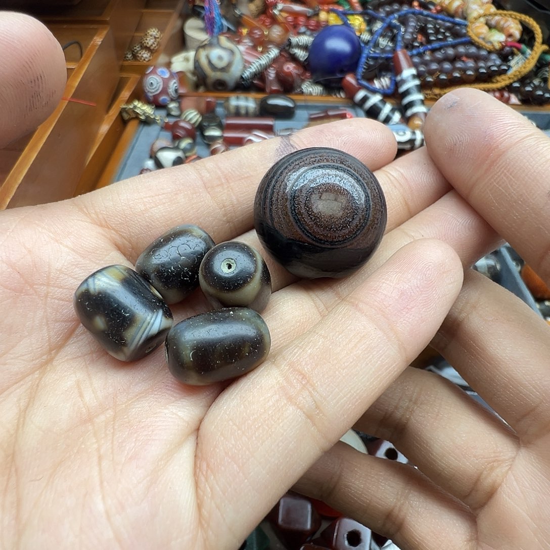 玛瑙/玉髓未镶嵌珠宝半成品