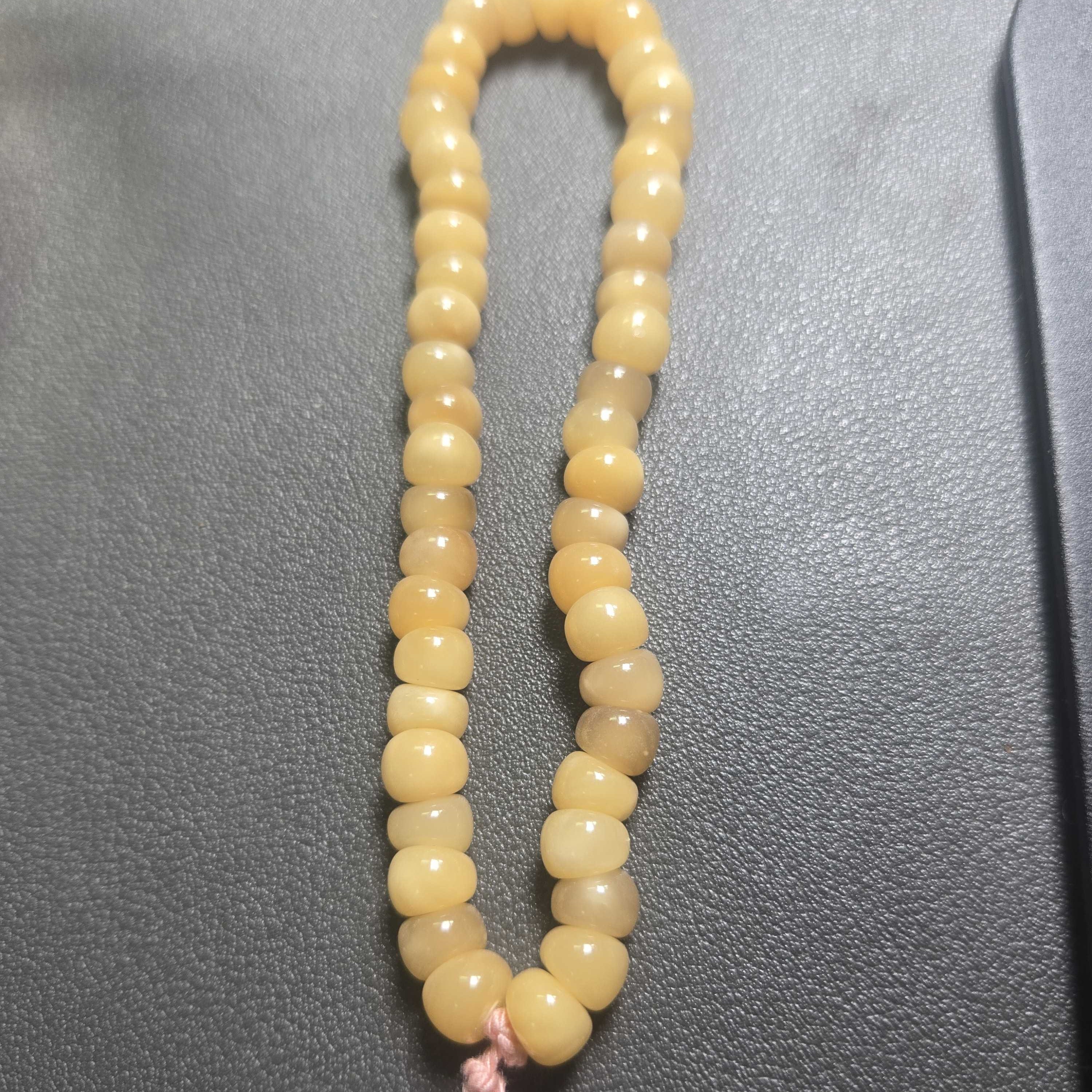 龙脊菩提天然老料大肠手持，精品工艺，无钥匙孔