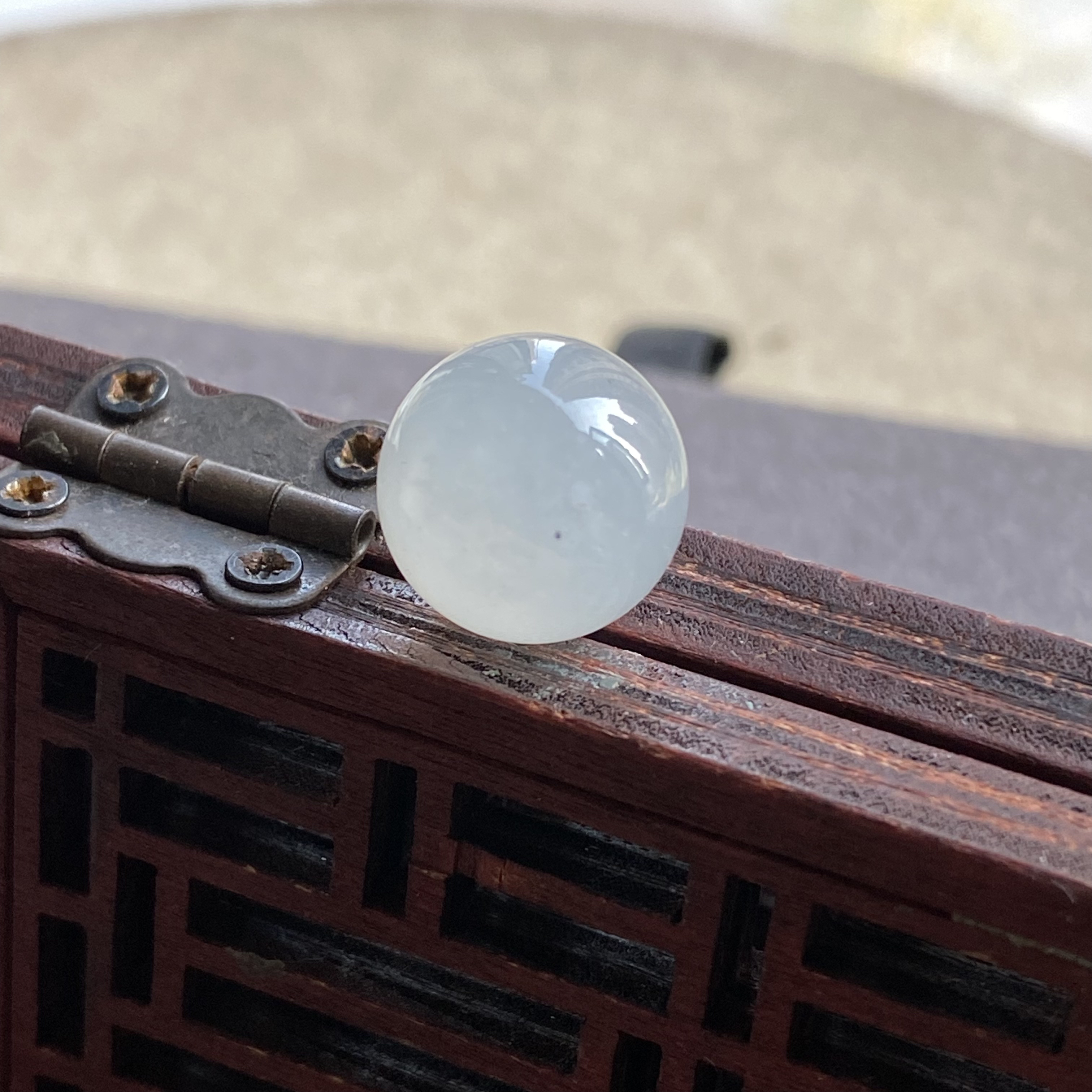 缅甸翡翠圆珠吊坠卡12.3白冰起光波珠C1216底子细腻种水好无纹裂