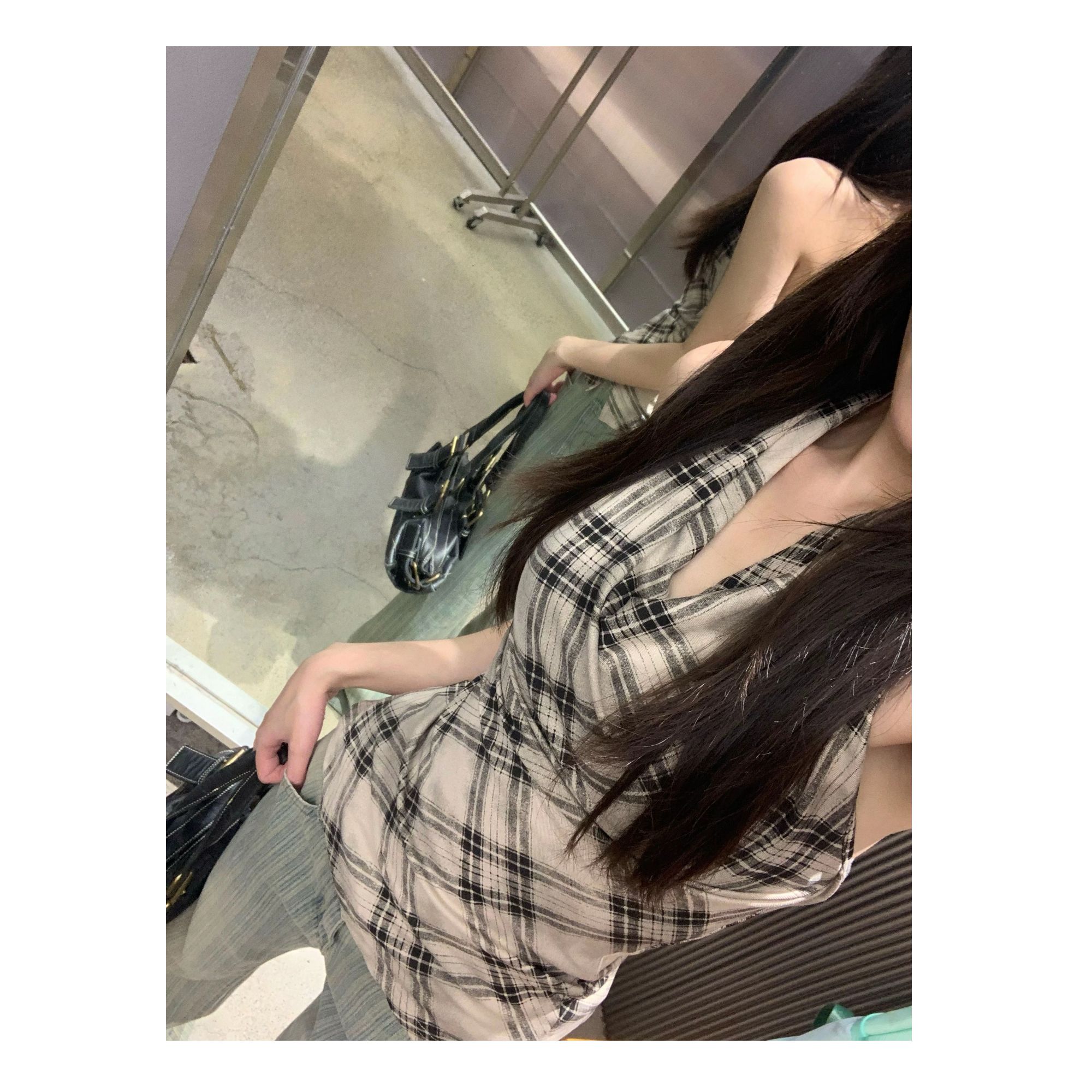 【楠楠专属】性感辣妹挂脖背心经典格纹显白有弹力