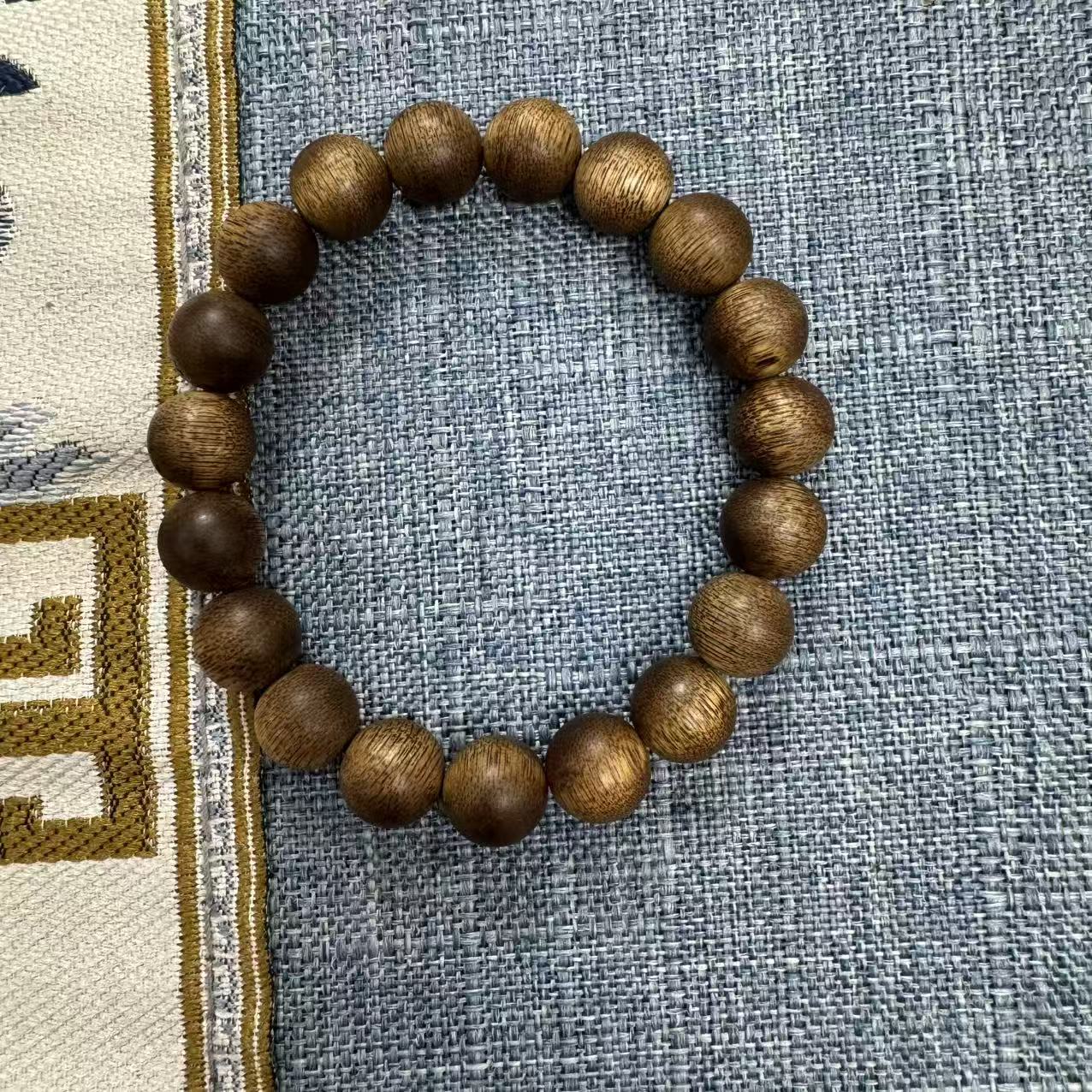 沉香6 乌身圆叶手串-多样性发货-d07