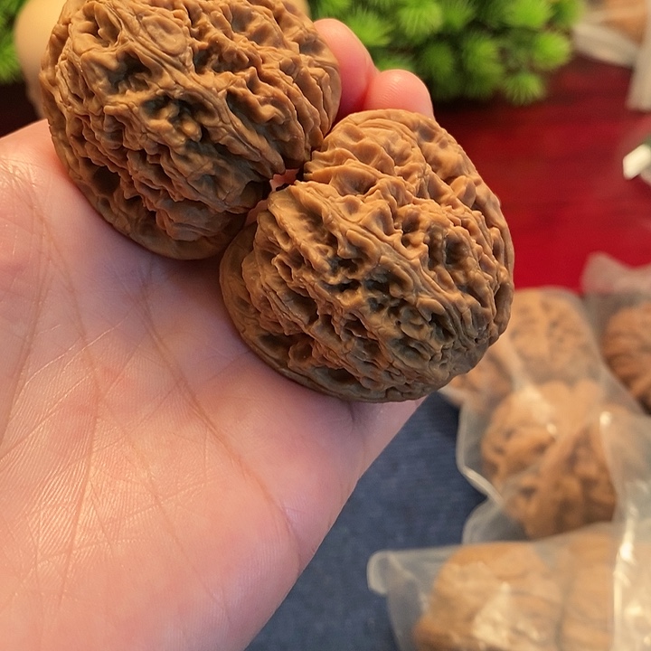 【闪购商品】文玩核桃吊坠D*L南疆