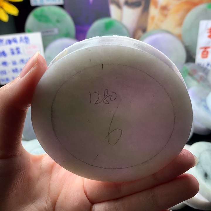 定制翡翠未镶嵌手镯