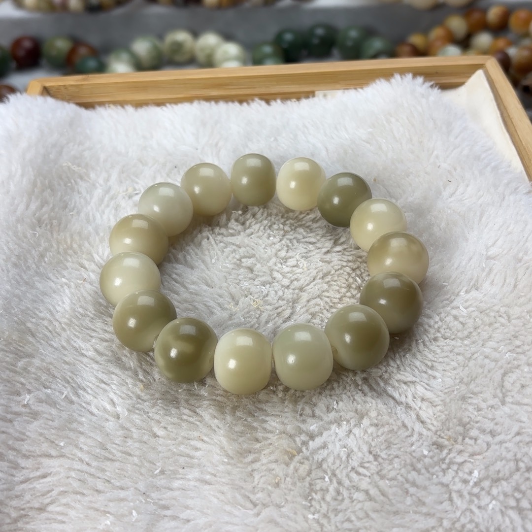 菩提根/象牙果吊坠卡18烟雨