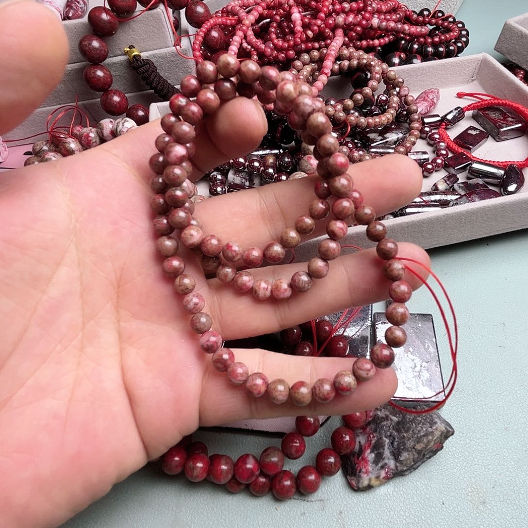 紫砂天然朱砂辰石吊坠