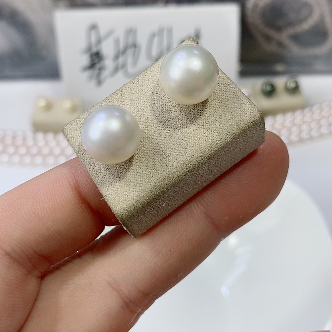 海水珍珠耳饰18K金镶嵌