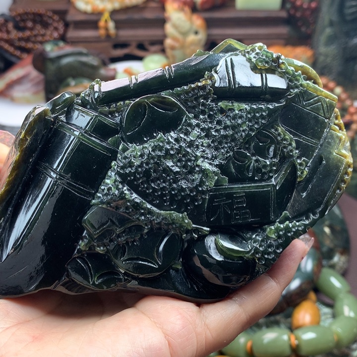 岫岩河磨玉（透闪石质玉）手把未镶嵌