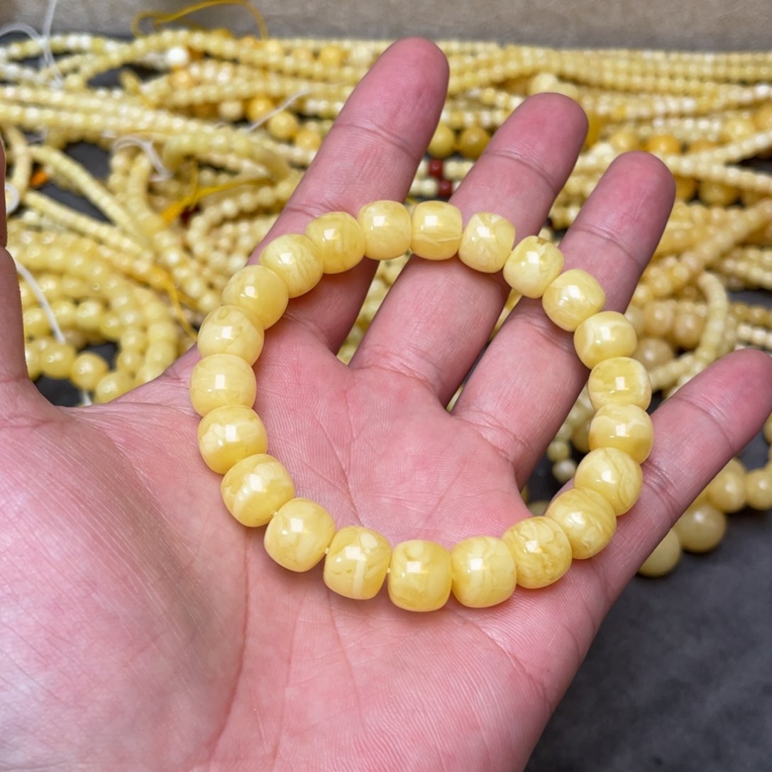 蜜蜡裸石未镶嵌蜜蜡手串10.7mm