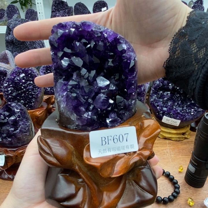 紫晶大型摆件（非配饰）未镶嵌