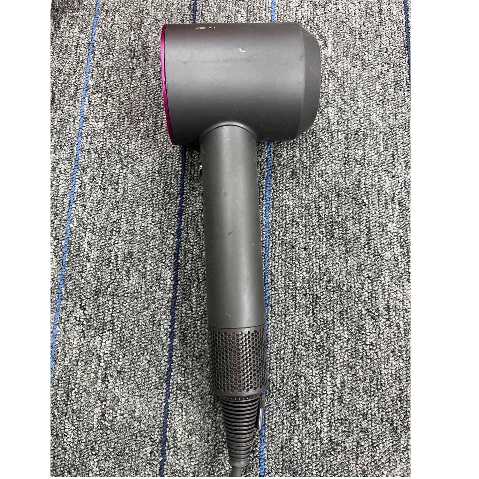 8新 dyson/戴森 【二手】中央仓吹风机轻微划痕功能完好