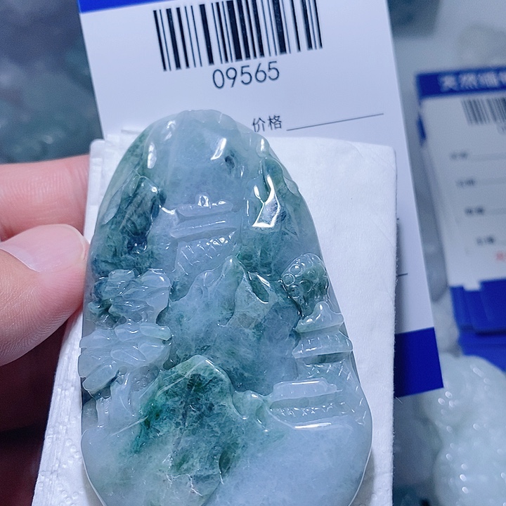 翡翠未镶嵌颈饰天光墟翡翠市场现金代购