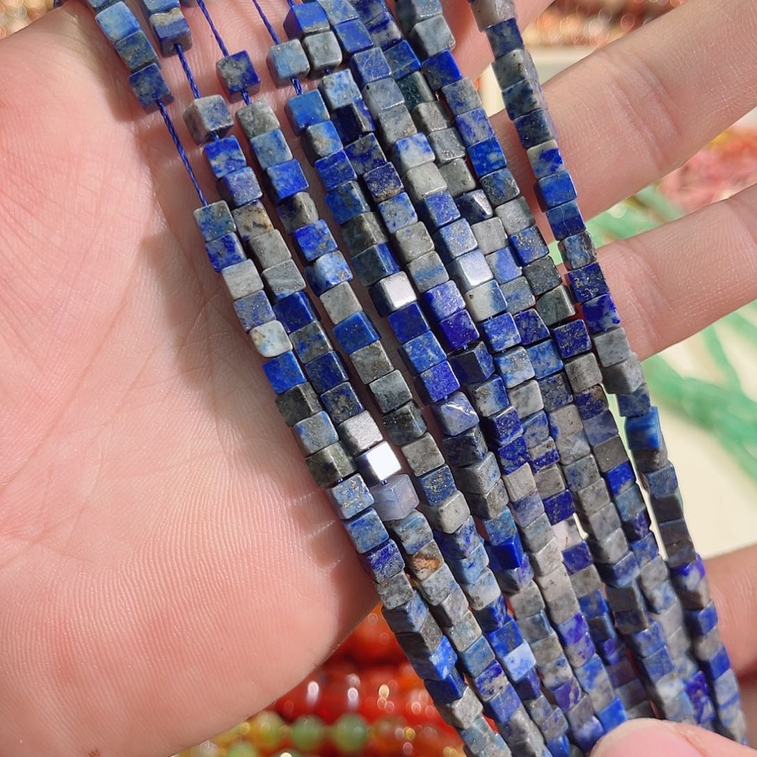 玛瑙/玉髓未镶嵌珠宝半成品青金方糖4mm一条