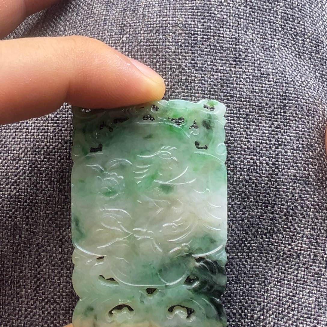 翡翠未镶嵌颈饰66667777
