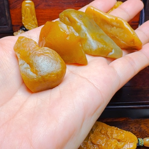 寿山石其他西**事田黄原石