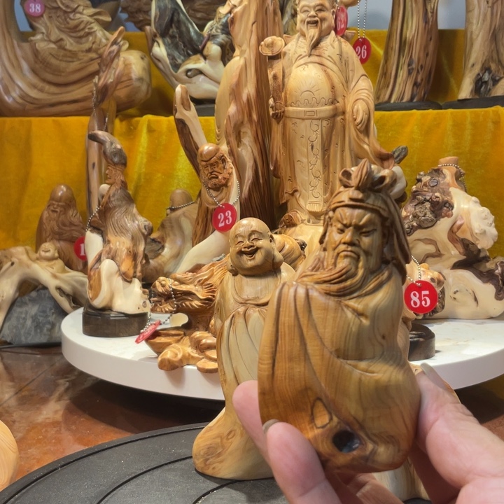 柏木（崖柏）崖柏  关公