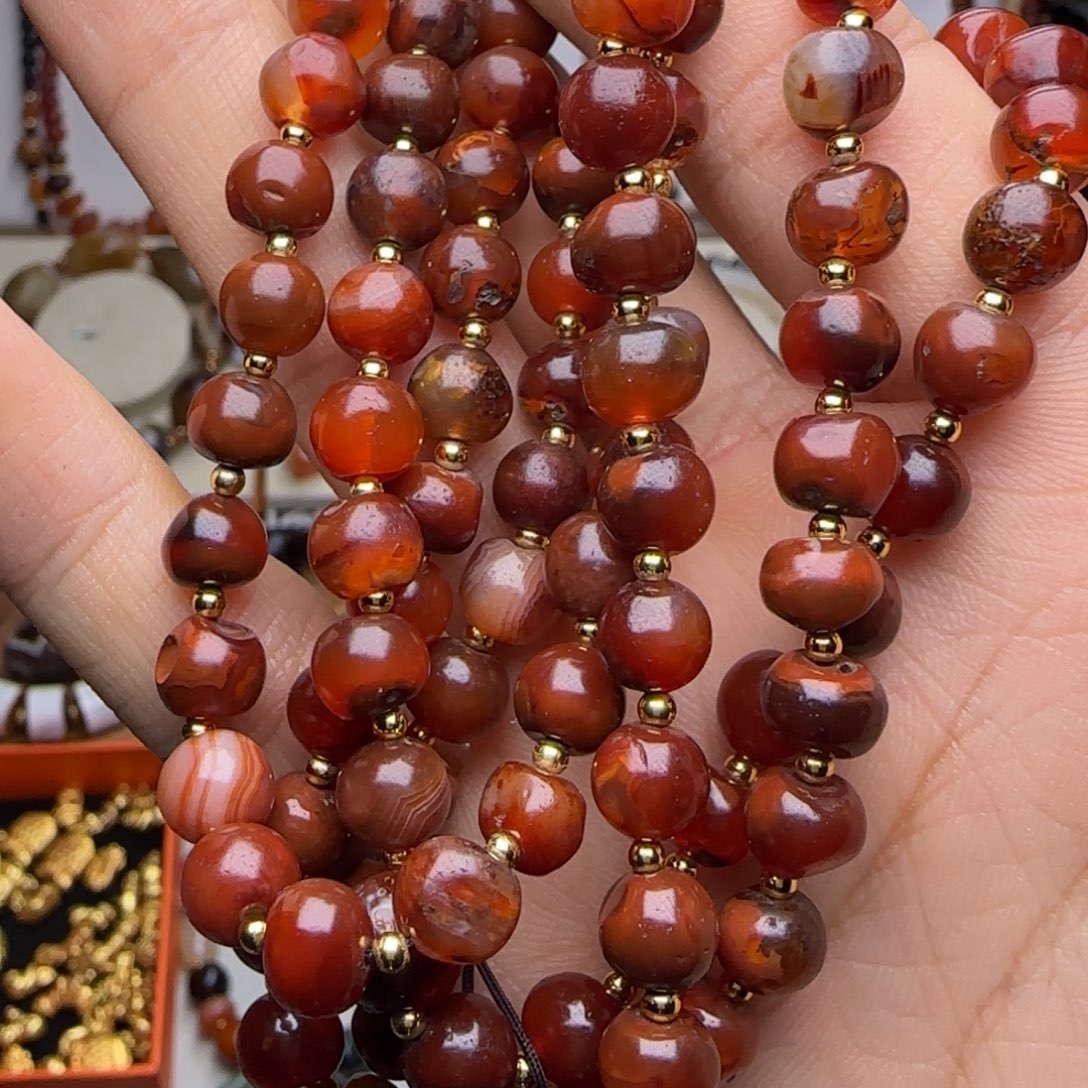 玛瑙/玉髓颈饰未镶嵌hggfgujgggg