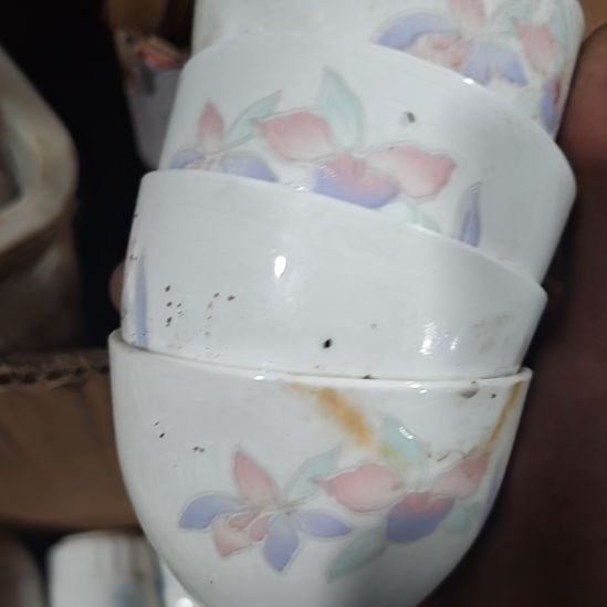 茶盏陶瓷盘子碗啥都有