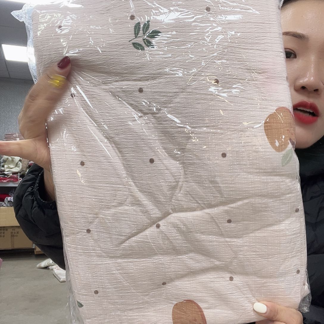 毛绒啦咯啦咯啦咯啦咯啦