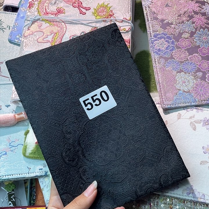 刺绣a5定页书衣➕a5定页空白本。     550