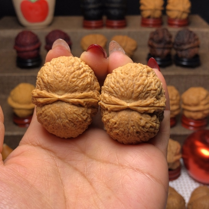 文玩核桃把件17麒麟元宝