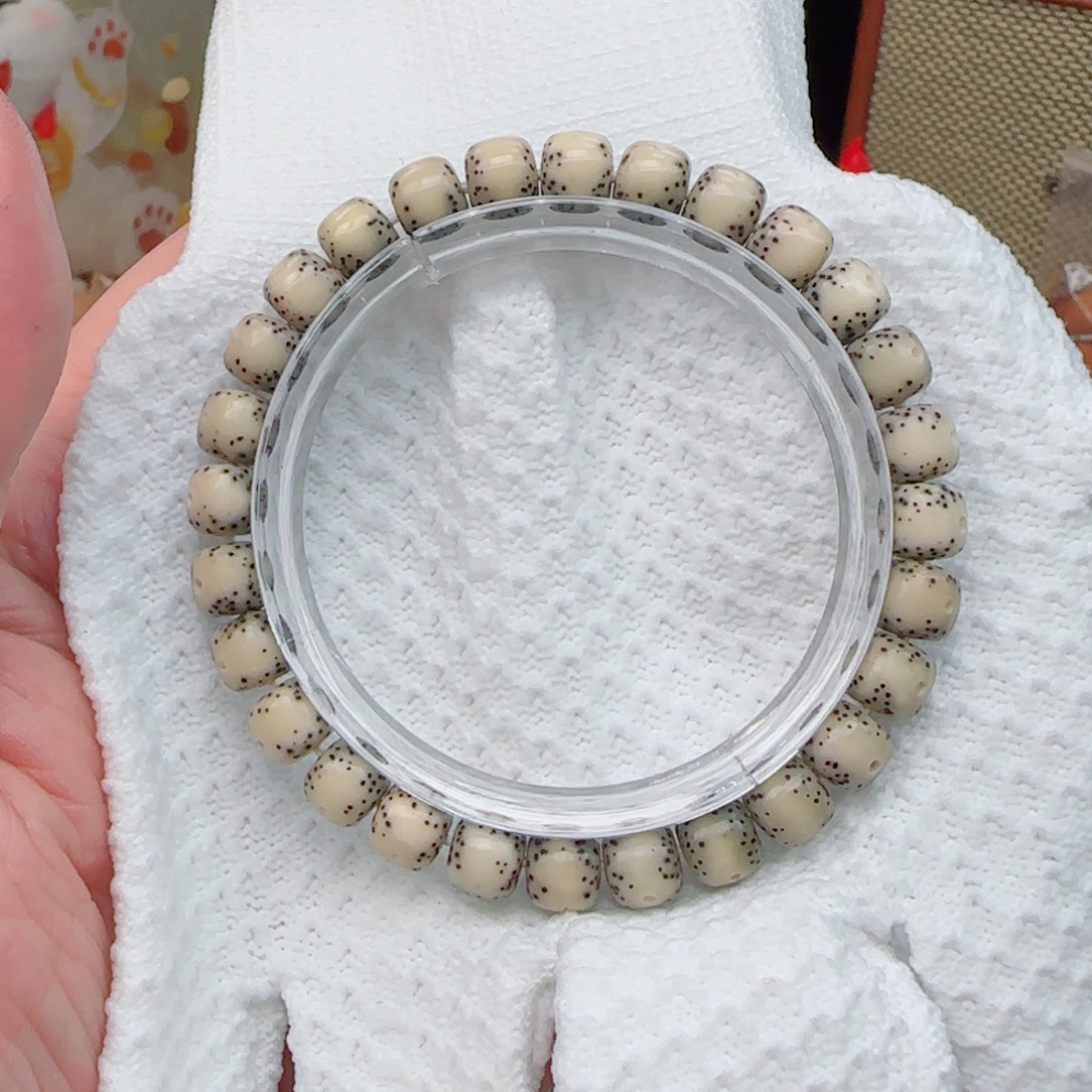 星月菩提手串通体留白针尖星8*7