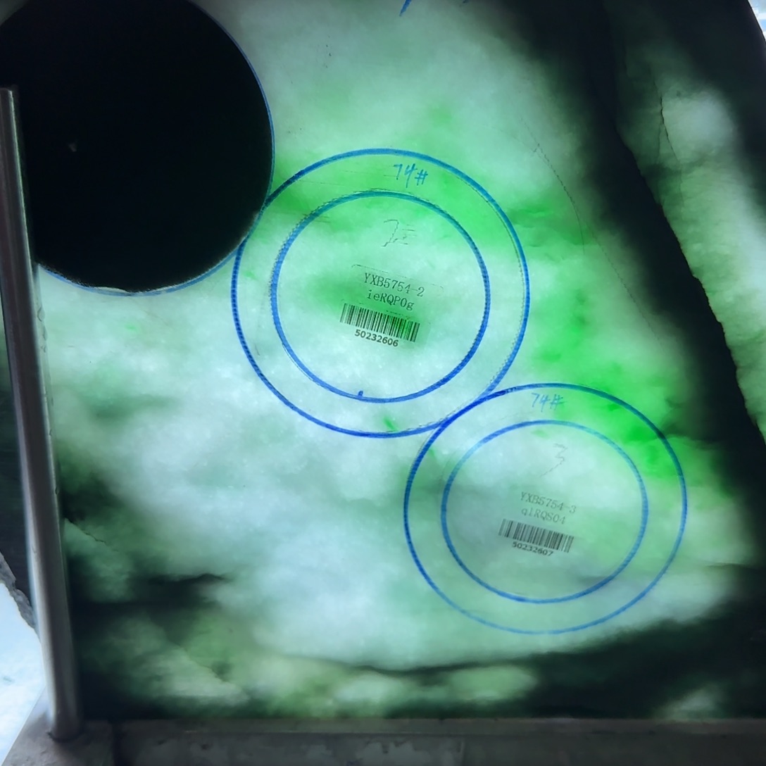 定制翡翠翡翠未镶嵌解*愁