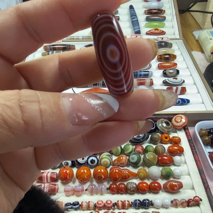 玛瑙/玉髓颈饰合金