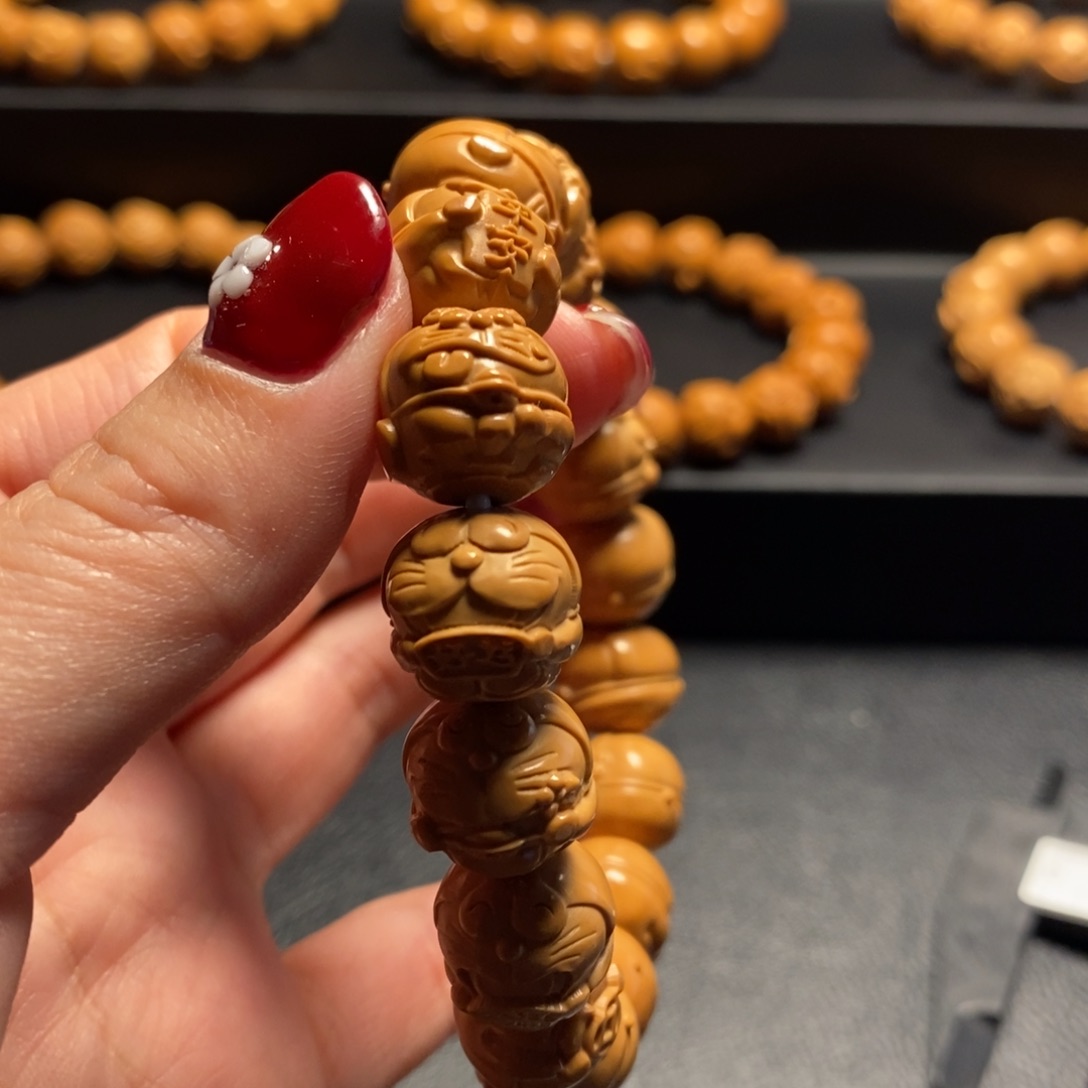 猴头核桃手串整身机器猫