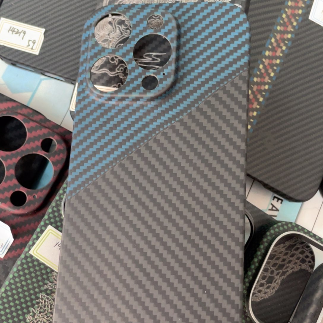 14pro黑蓝双拼精孔精包全新凯夫拉111