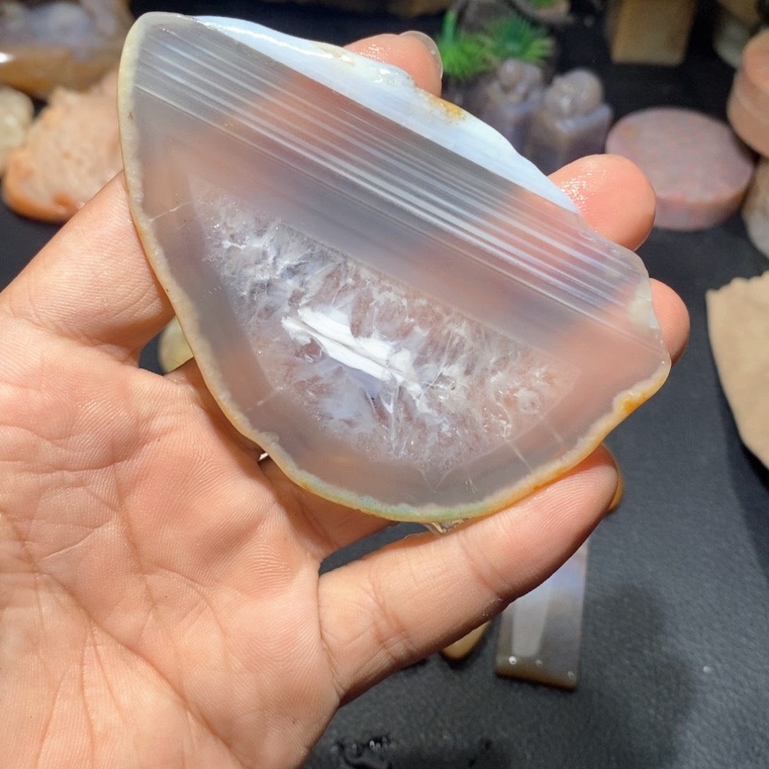 【闪购商品】硅化玉颈饰未镶嵌