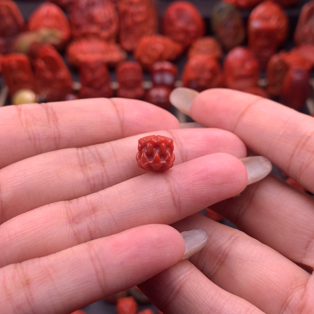 南红玛瑙南红川料精工满雕吞噬9.8mm未镶嵌