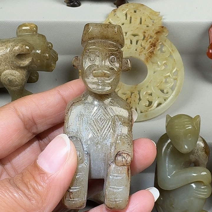 共***光和田玉（糖玉）未镶嵌挂件