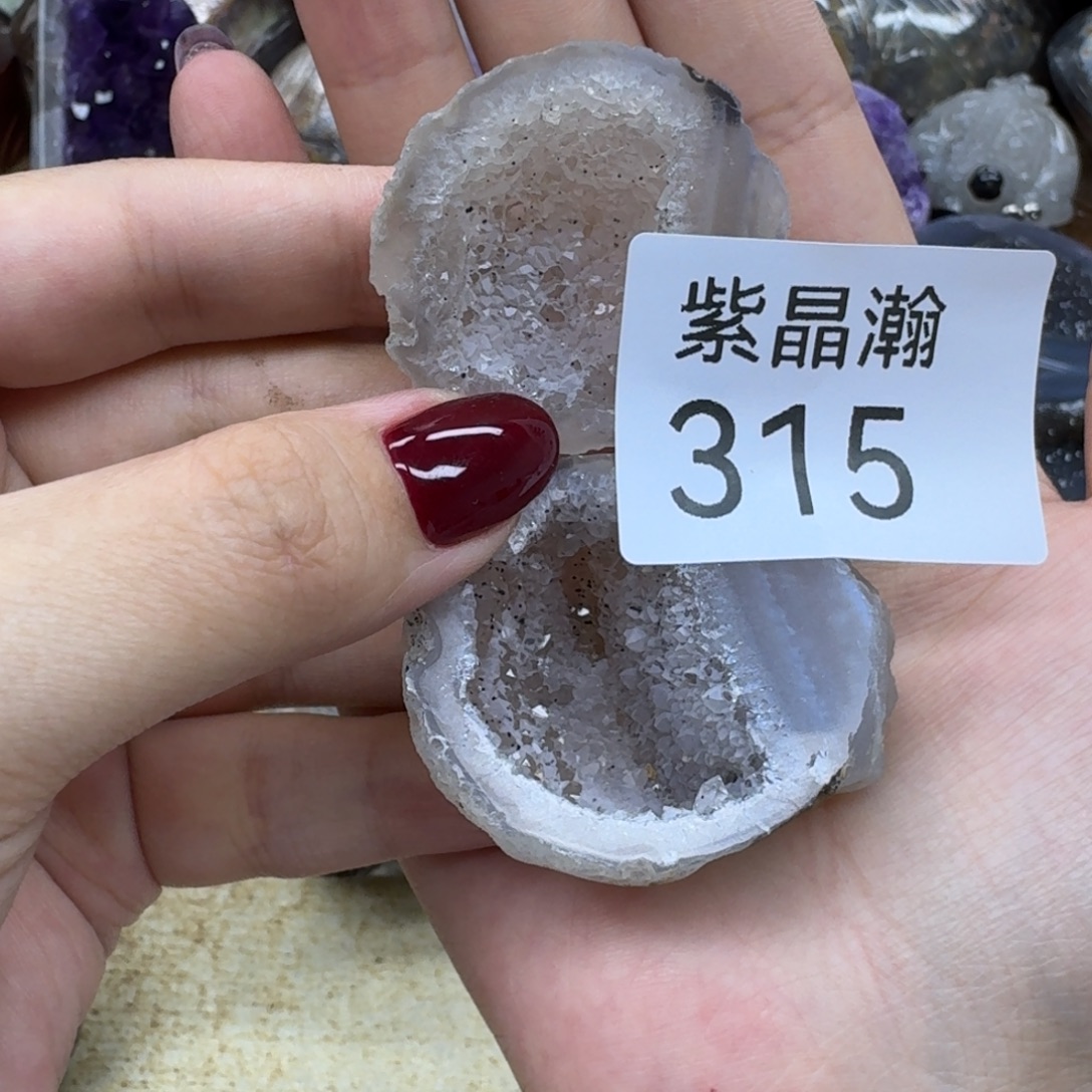 未镶嵌水晶大型摆件（非配饰）
