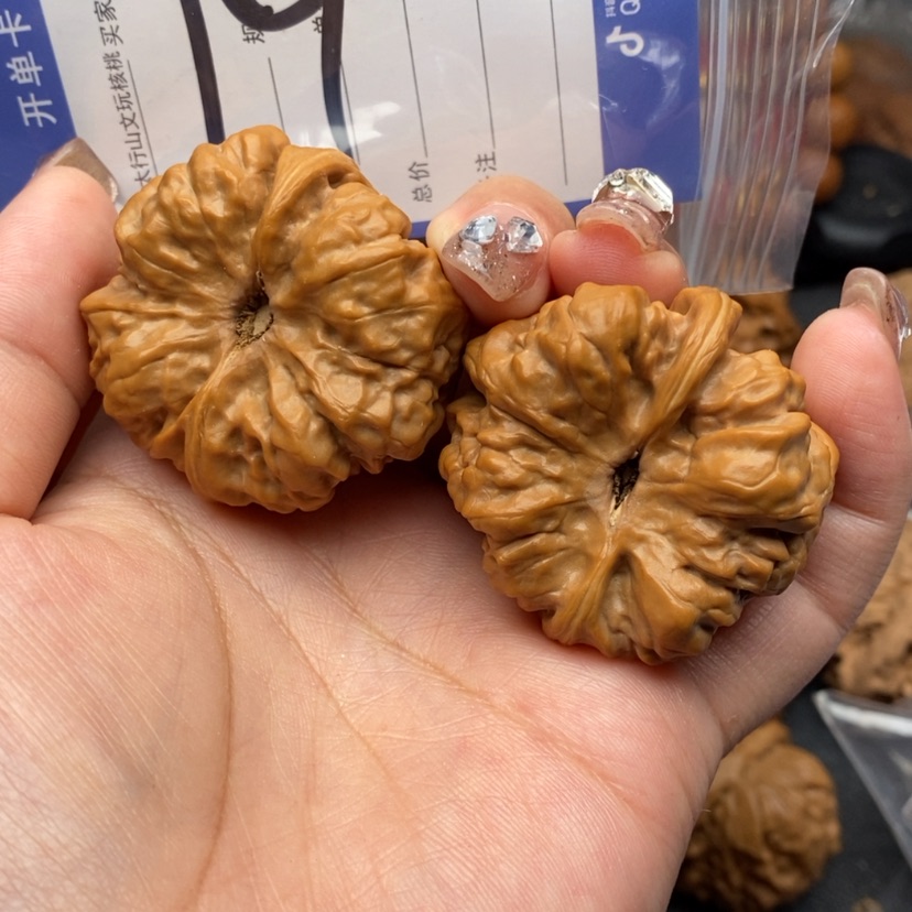 【闪购商品】文玩核桃把件闲**空文玩核桃19