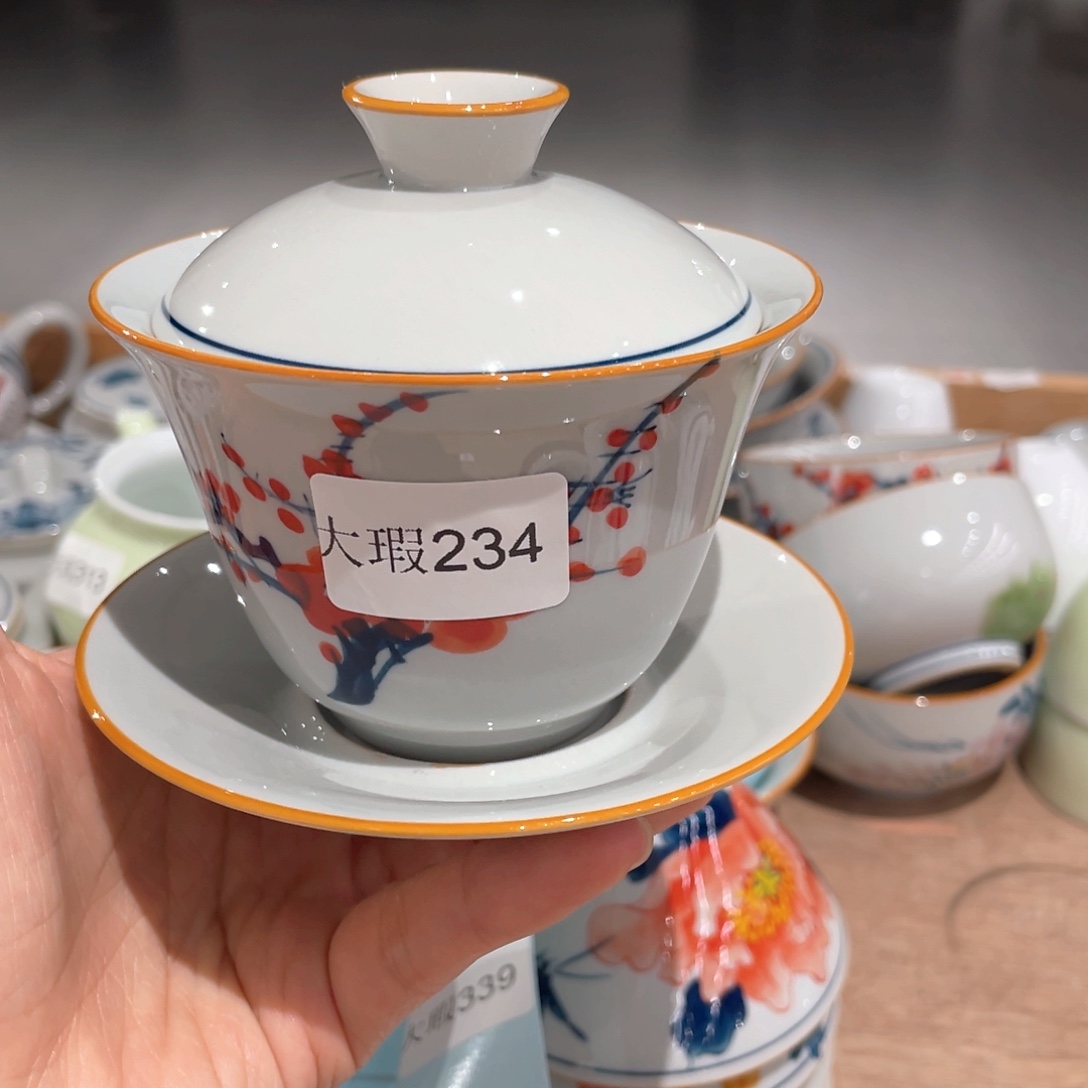 釉下手绘茶具微瑕