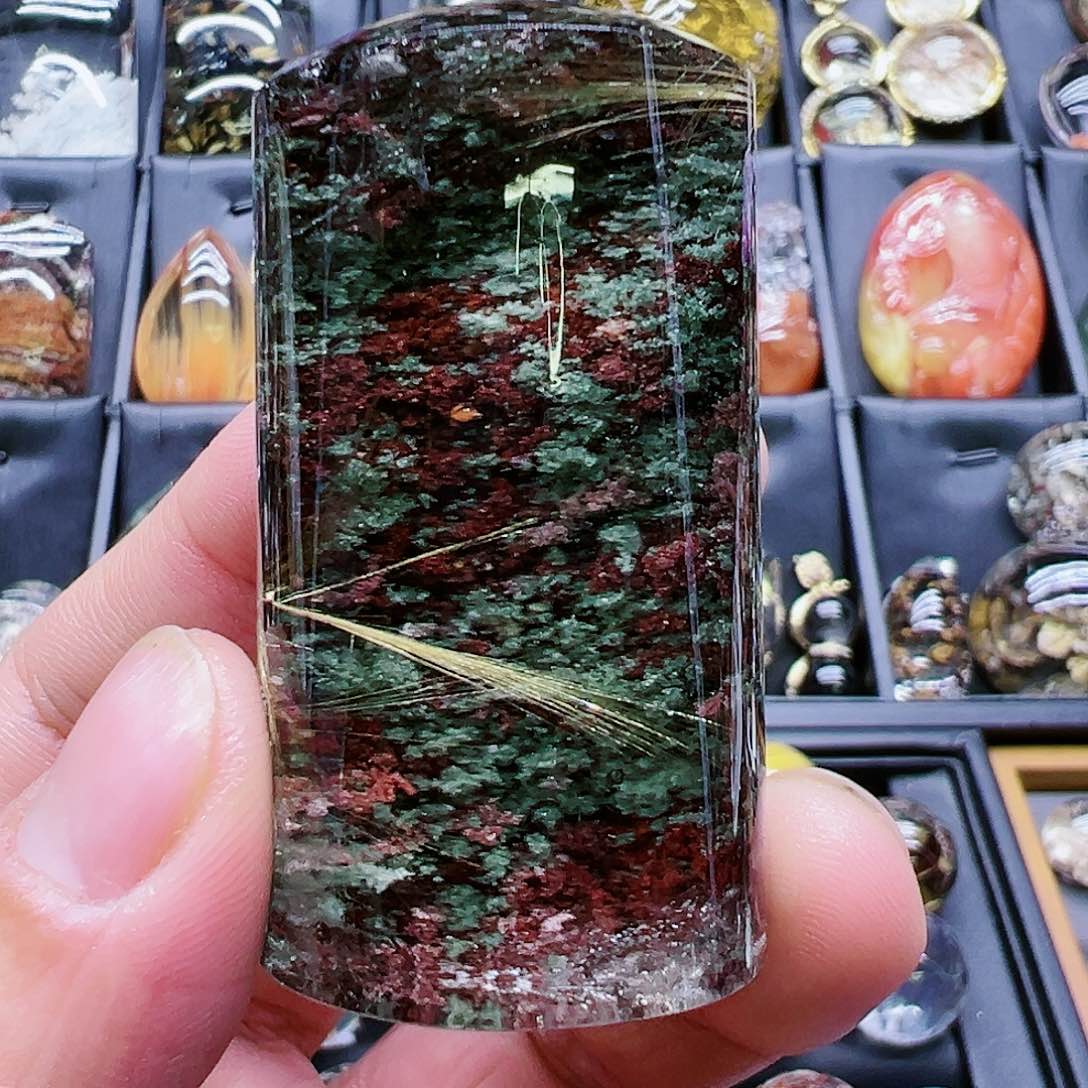 水晶摆件……未镶嵌玉*人