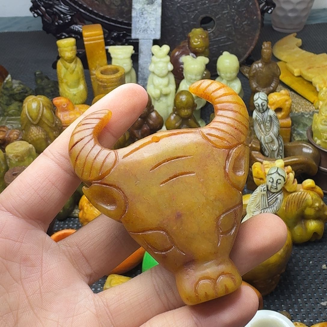 白玉菩提吊坠。。。