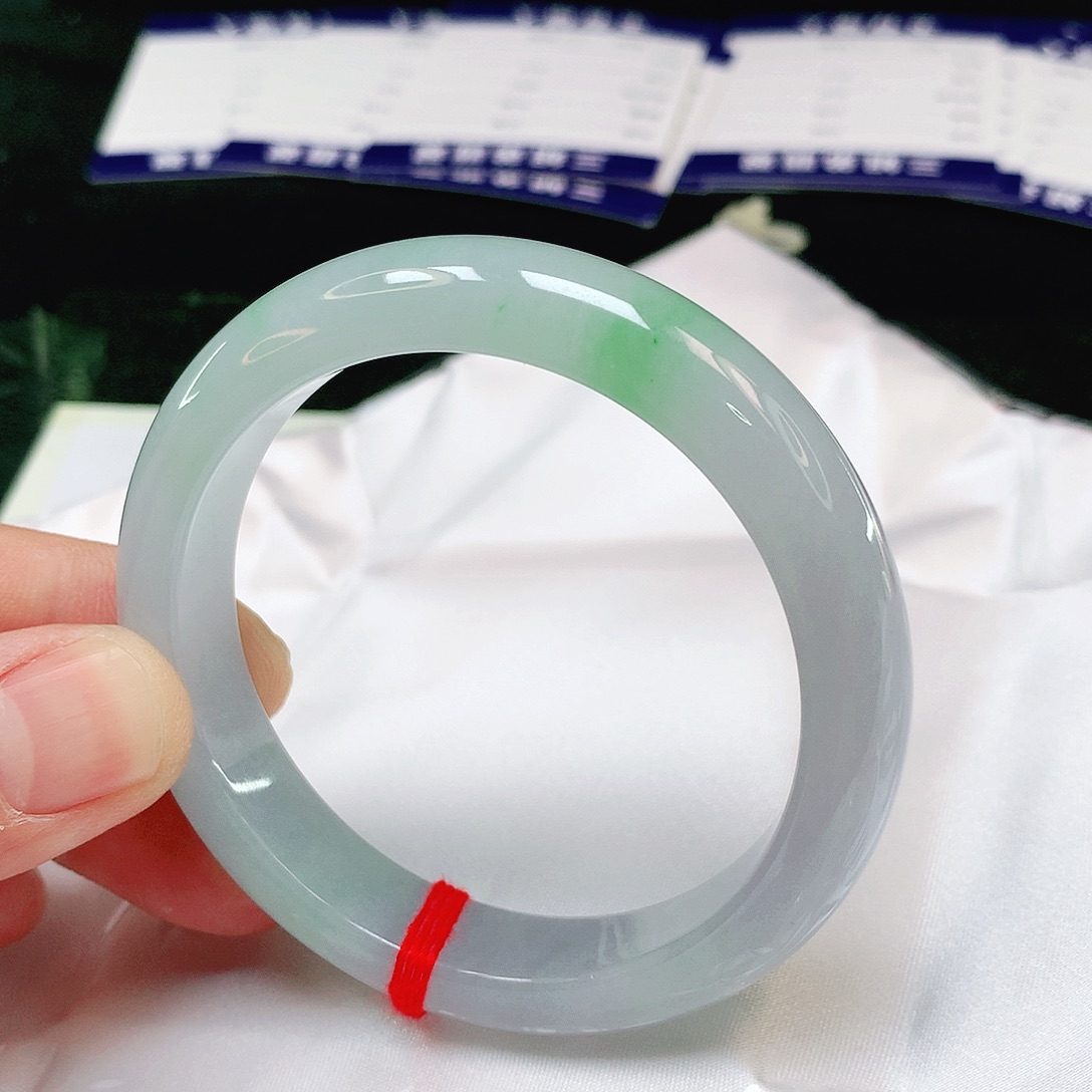 翡翠未镶嵌手镯（圆镯）翡翠手镯未镶嵌