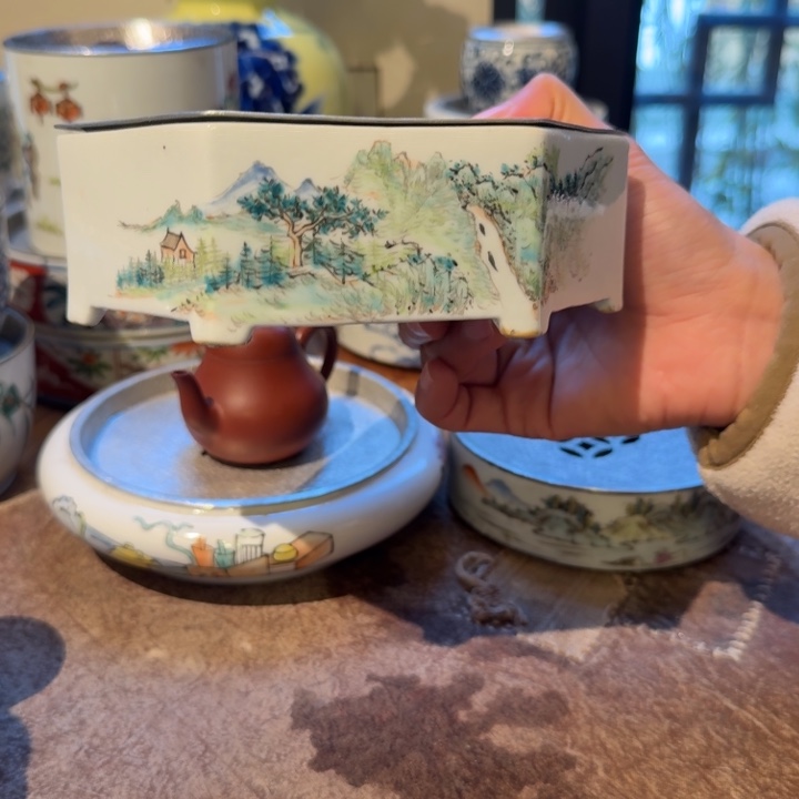 莉***姐壶承天的作品是由一个人