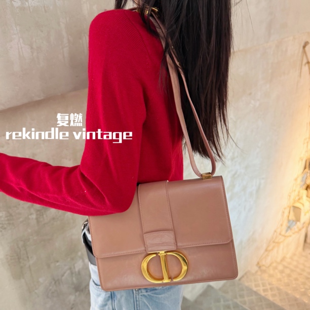 95新 DIOR/迪奥 复燃精选/奶茶色金扣蒙田30斜挎包
