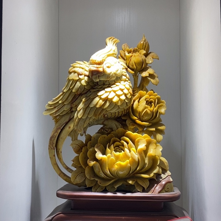 未镶嵌蛇纹石玉（覆膜）珠宝奇石