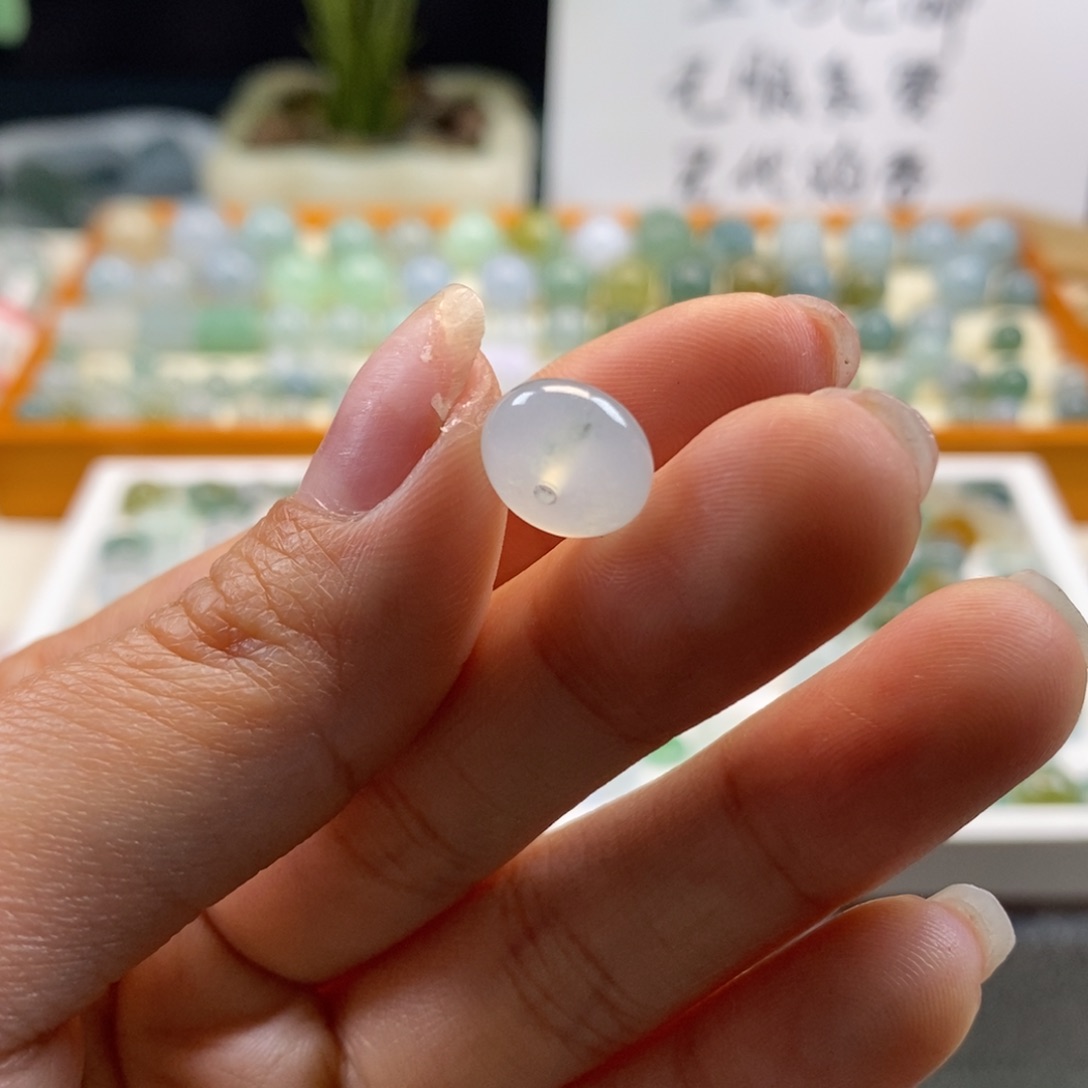 翡翠散珠天然翡翠鼓珠10.7×6,3